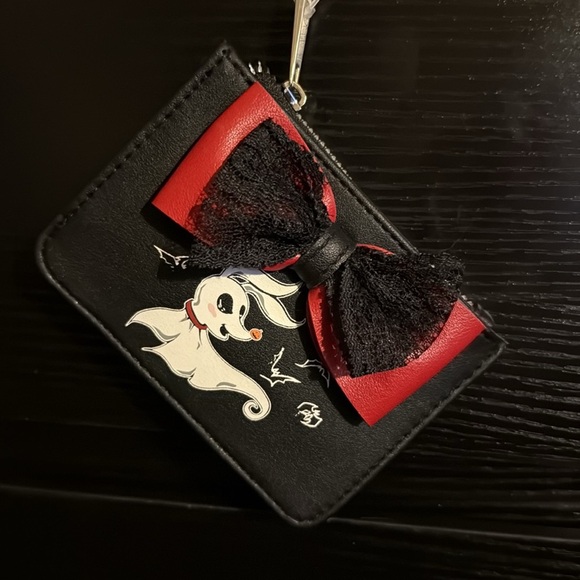Disney Black and Red Nightmare Before Christmas Cardholder - Picture 3 of 4